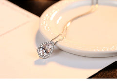 Aetolia 925 Sterling Silver 18K Gold Plated Teardrop Halo Pendant Necklace SN0026