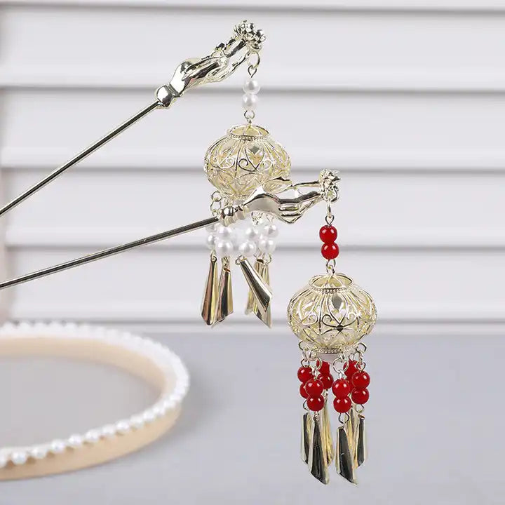 Wholesale New Fashion Hair Accessories Chinese Vintage Elegant Lantern LED Metal Hairpins for Women