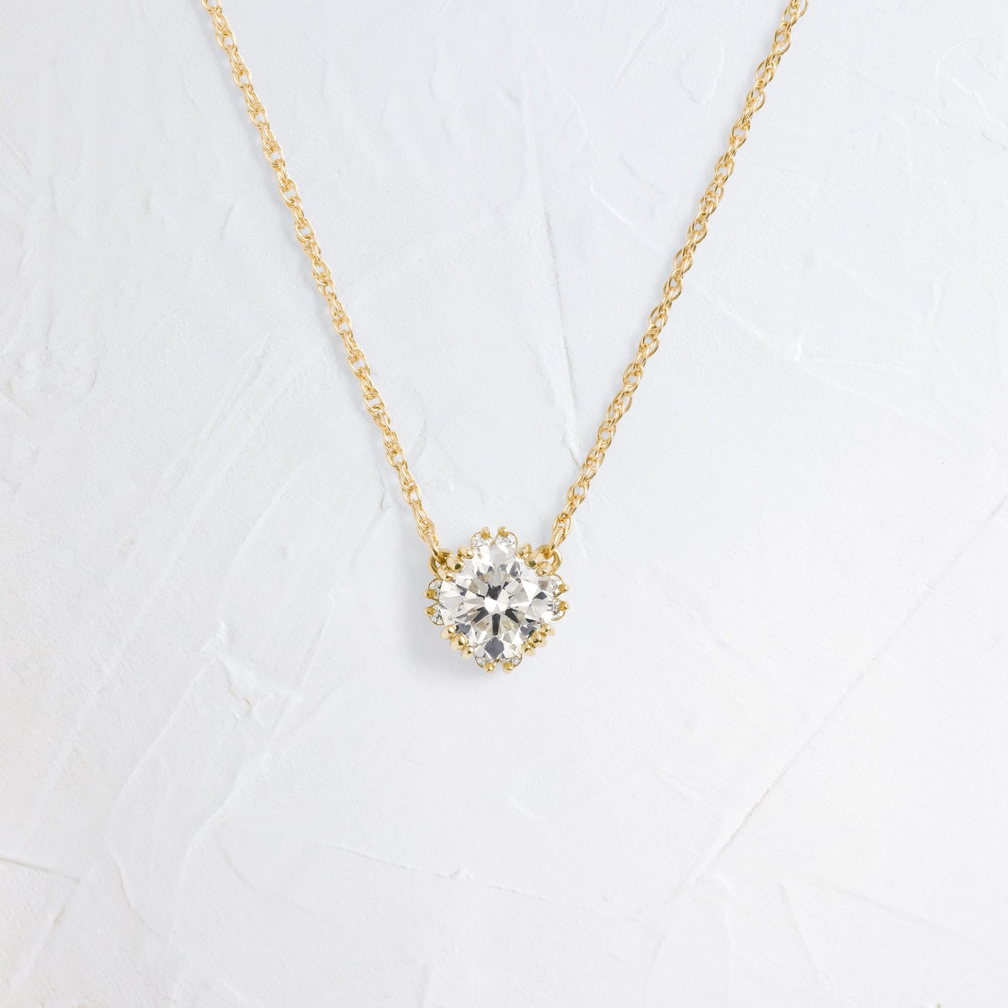 Threaded Necklace with Halo, 0.7ct. Champagne Diamond - Edition 2