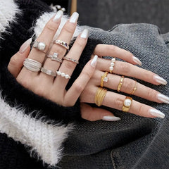 Aetolia Stylish Personalized Design New Arrival 925 Sterling Silver Fresh Water Pearl Broken Beaded Silver Daily Wear Rings for women